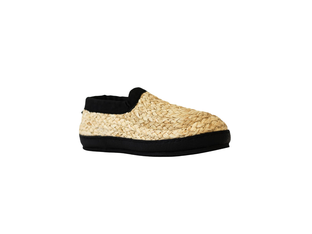 Strohschuhe Black Edition schwarz – Seitenansicht innen
